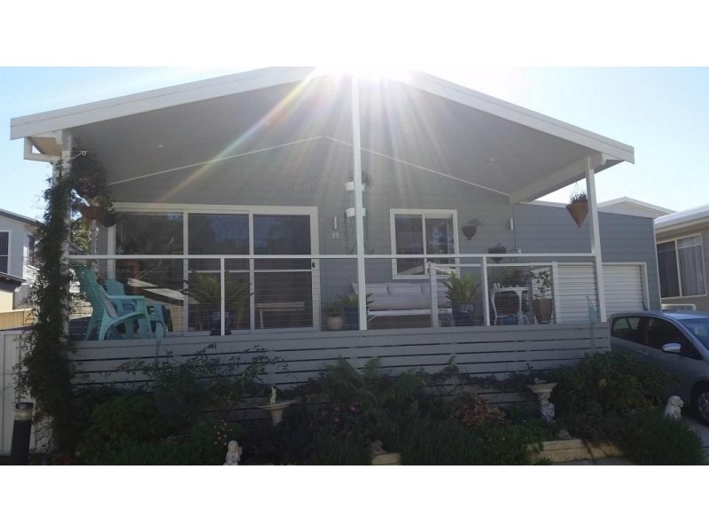 35/300 Kings Point Drive, Ulladulla NSW 2539