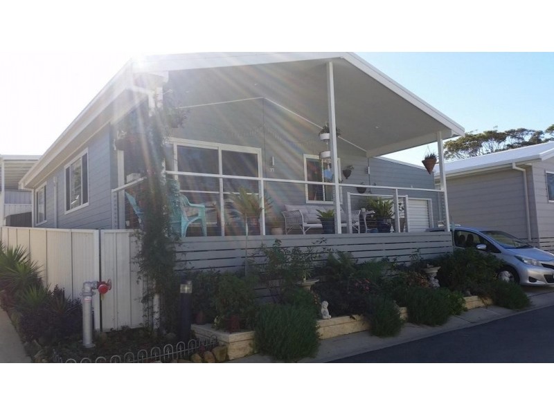 35/300 Kings Point Drive, Ulladulla NSW 2539