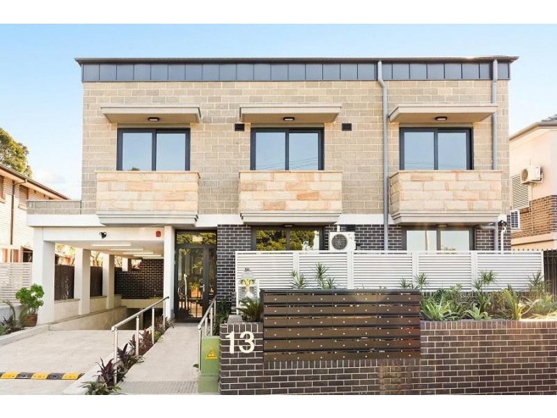 13 Stuart Street, Concord West NSW 2138