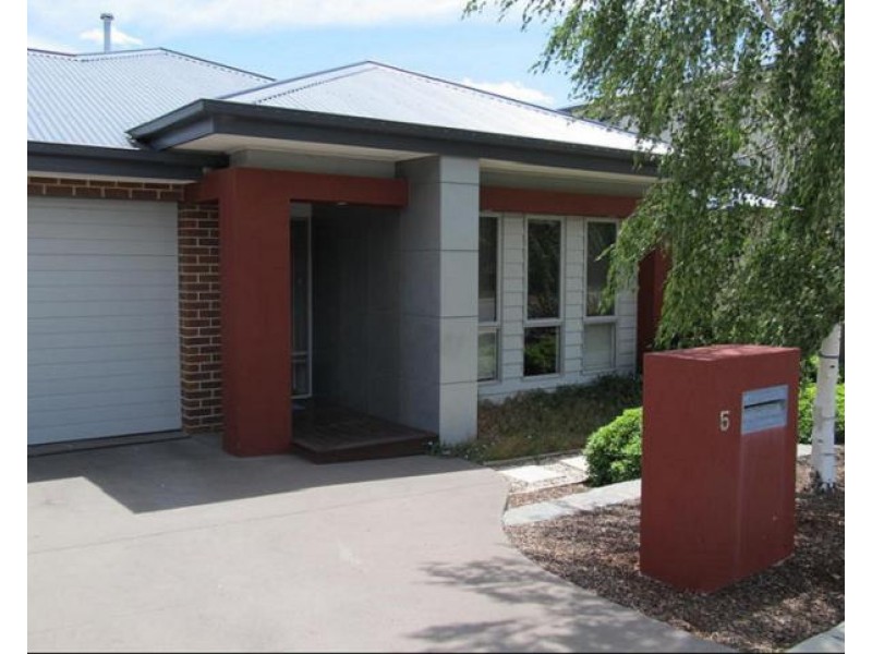 5 Buscombe Street, Forde ACT 2914