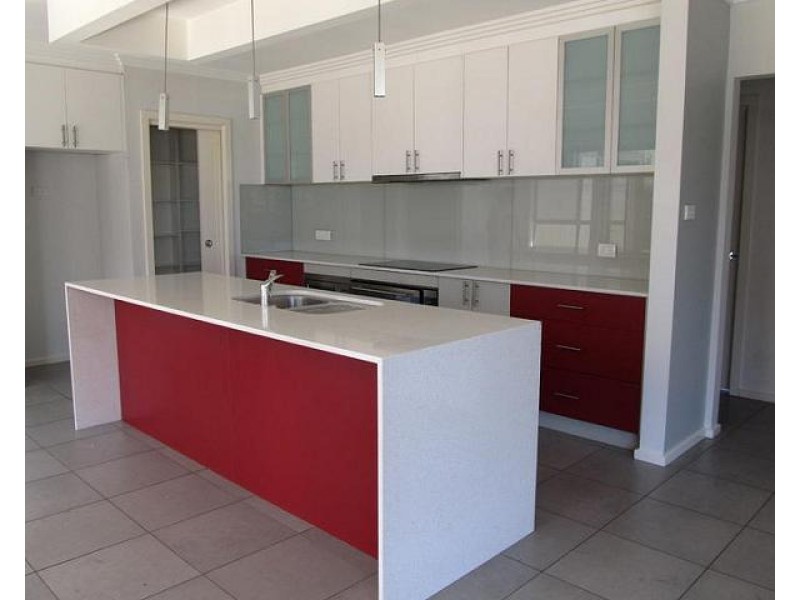 5 Buscombe Street, Forde ACT 2914