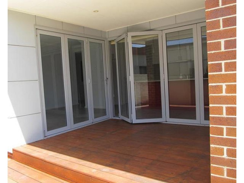 5 Buscombe Street, Forde ACT 2914