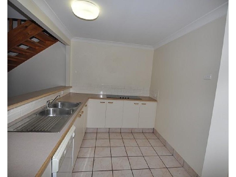 14/130 Plateau Crescent, Carrara QLD 4211