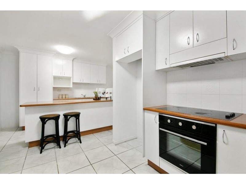 61 Belinda Crescent, Springwood QLD 4127