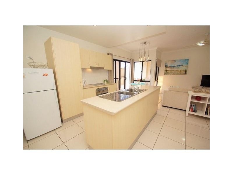 93-95 McLeod Street, Cairns City QLD 4870