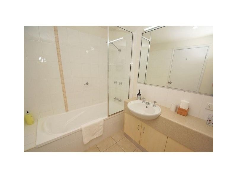 93-95 McLeod Street, Cairns City QLD 4870