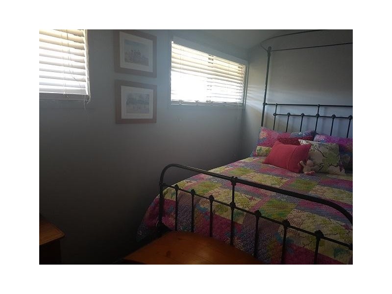 533 Gentle Annie Road, Ambrose QLD 4695