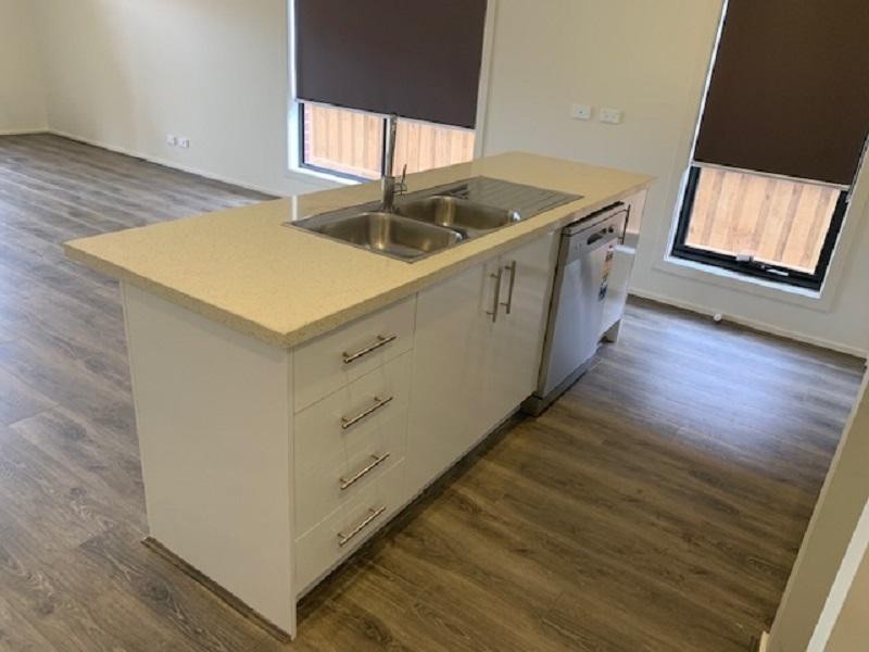 18 Grampians Avenue, Werribee VIC 3030