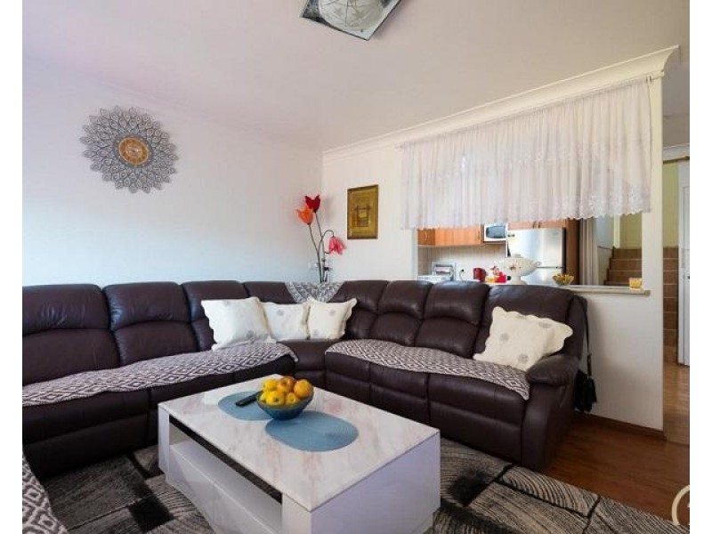 6/5 Fairlight Avenue, Fairfield NSW 2165