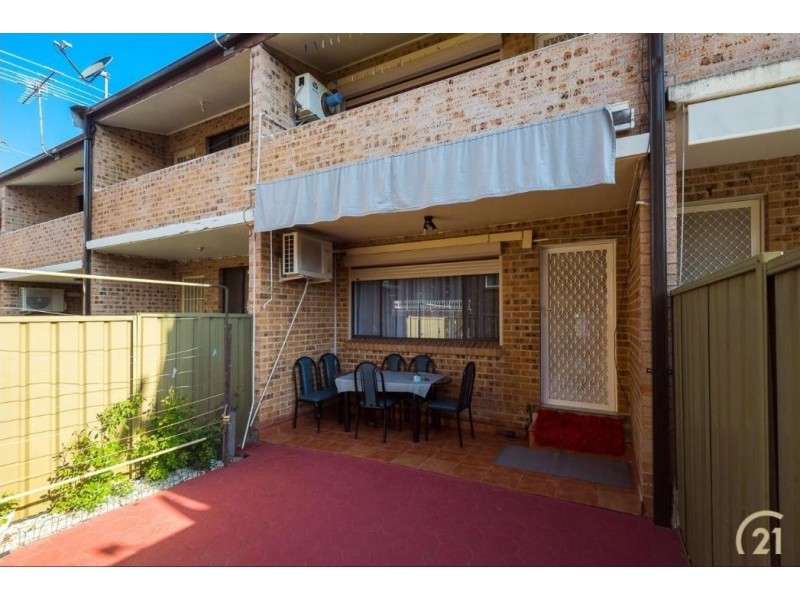 6/5 Fairlight Avenue, Fairfield NSW 2165