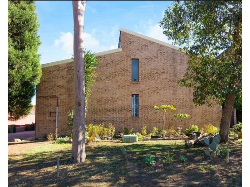 6/5 Fairlight Avenue, Fairfield NSW 2165