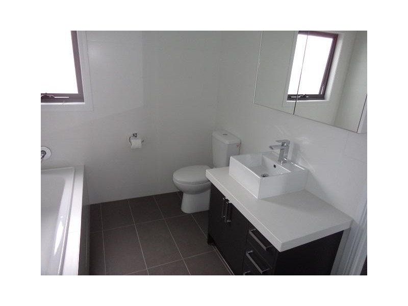 21 Moore Street, Coburg VIC 3058