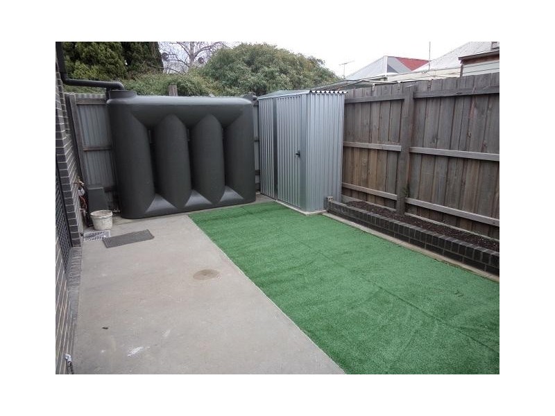 21 Moore Street, Coburg VIC 3058