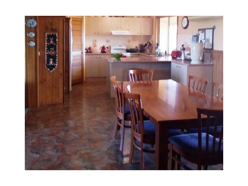 164 Maxwell Road, Goorambat VIC 3725