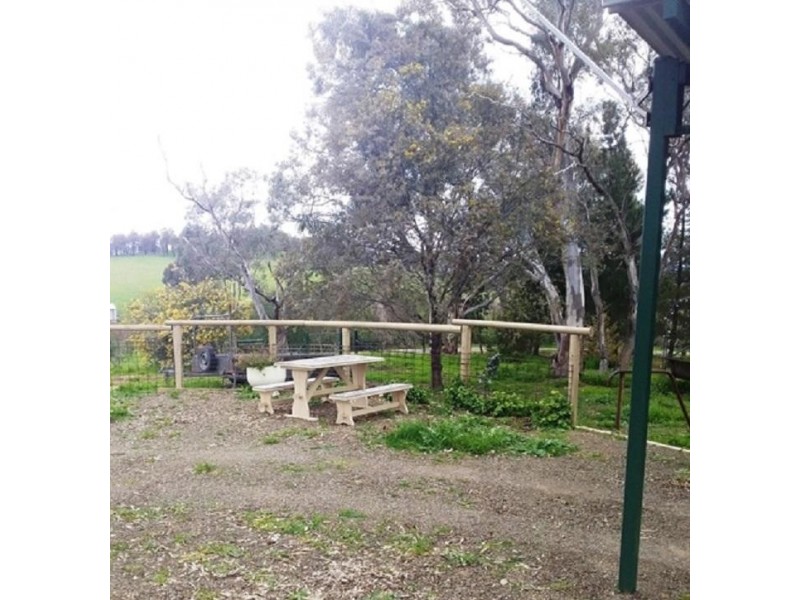 164 Maxwell Road, Goorambat VIC 3725