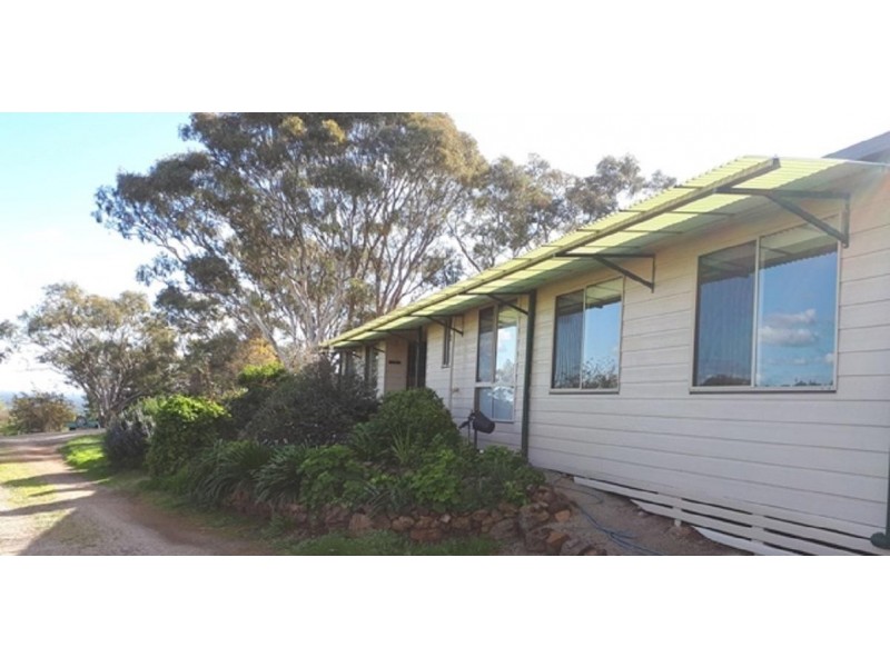 164 Maxwell Road, Goorambat VIC 3725