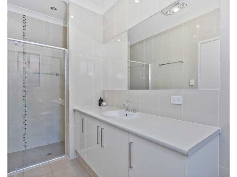 2 Netherby Avenue, Evanston Park SA 5116