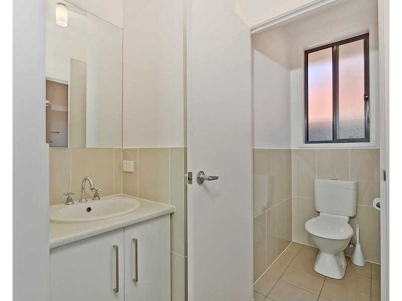 2 Netherby Avenue, Evanston Park SA 5116