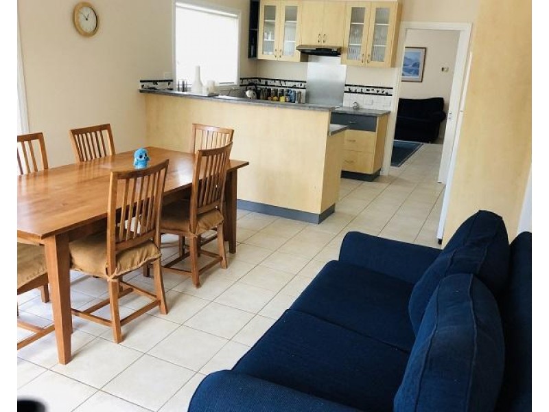 2/44 Church Street, Cowes VIC 3922