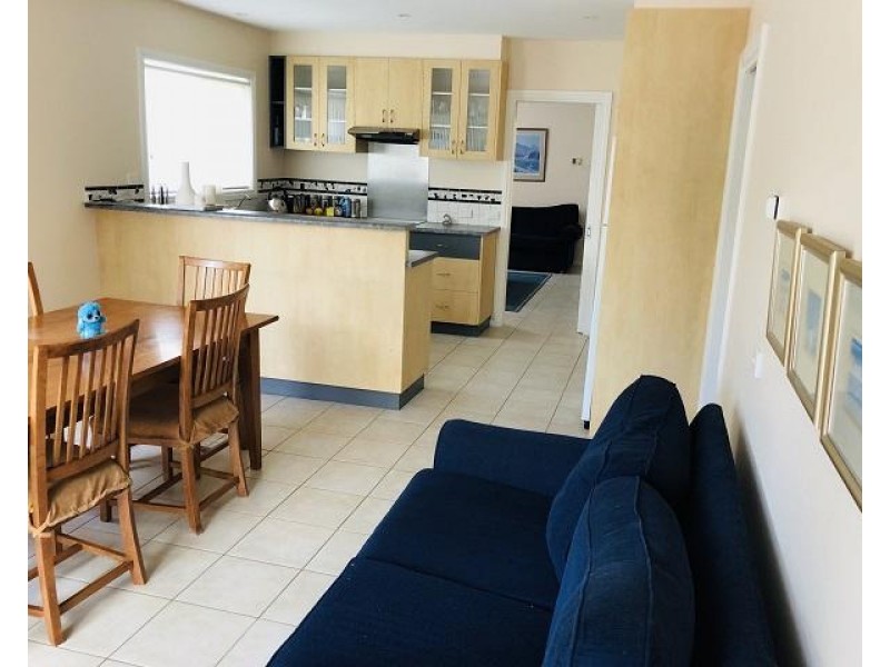 2/44 Church Street, Cowes VIC 3922