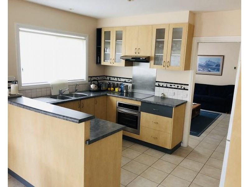 2/44 Church Street, Cowes VIC 3922