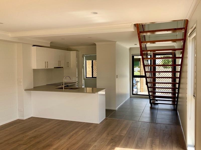 1/9 Aquila Court, Mermaid Waters QLD 4218