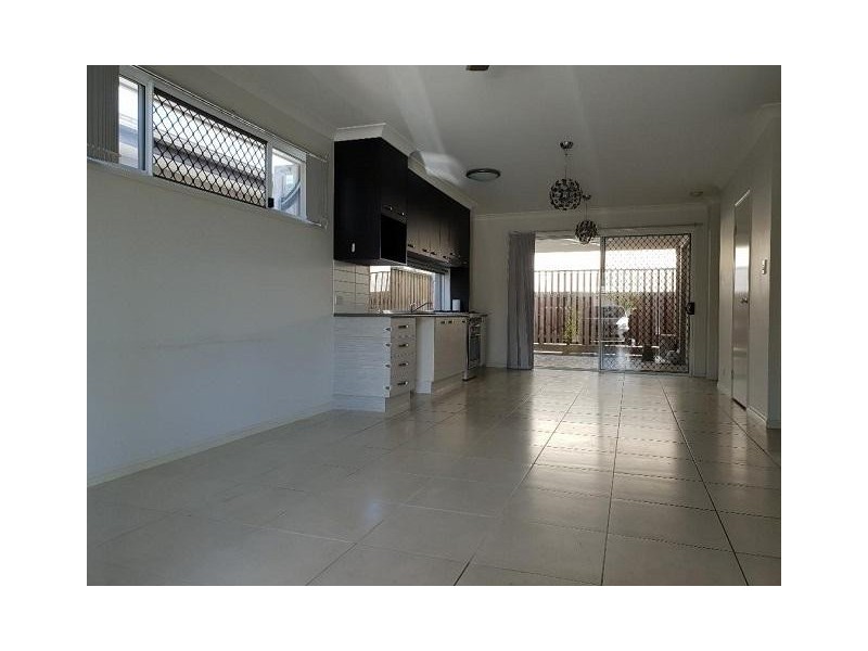 6 Hinchinbrook Avenue, Fitzgibbon QLD 4018