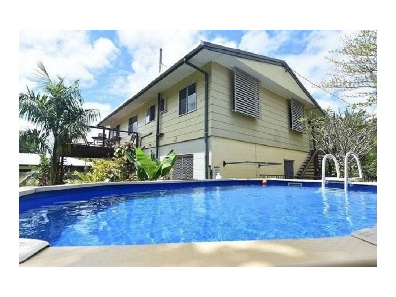 9 Butler Road, Bingil Bay QLD 4852