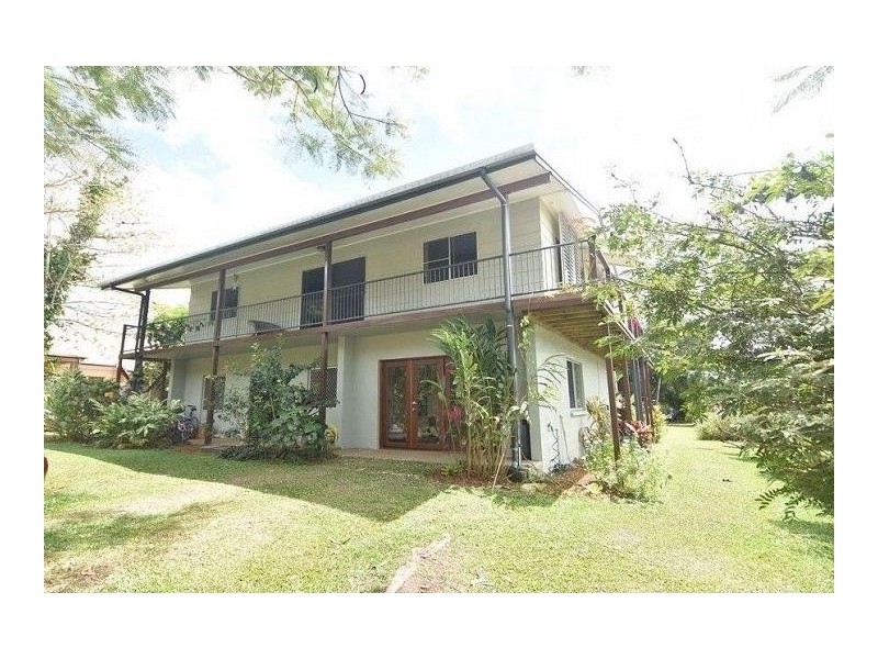 9 Butler Road, Bingil Bay QLD 4852