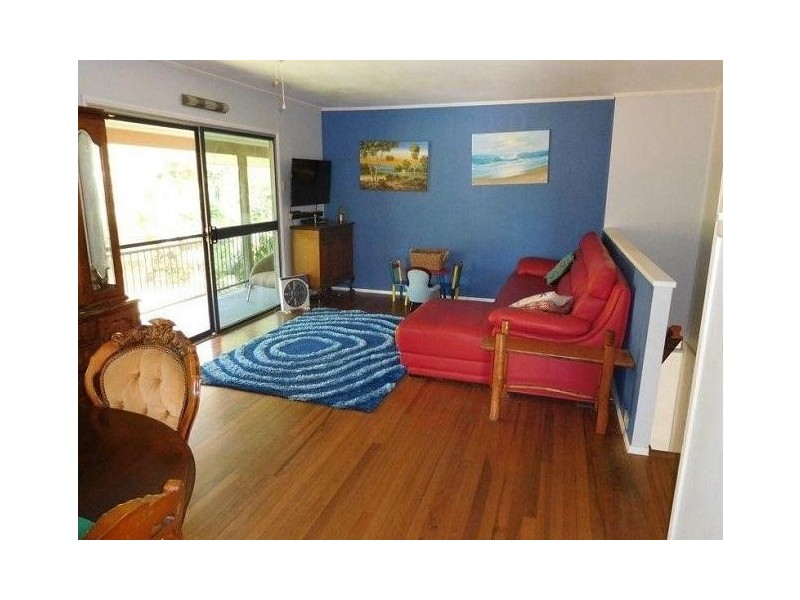 9 Butler Road, Bingil Bay QLD 4852