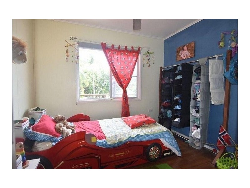 9 Butler Road, Bingil Bay QLD 4852