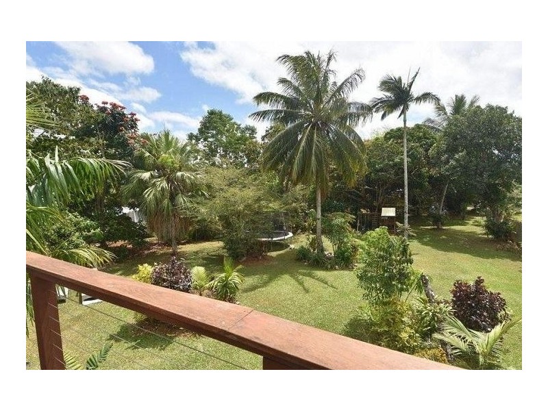 9 Butler Road, Bingil Bay QLD 4852