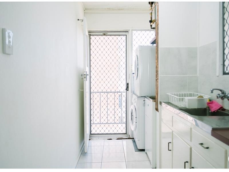 11/30 Powell Crescent, Coolangatta QLD 4225