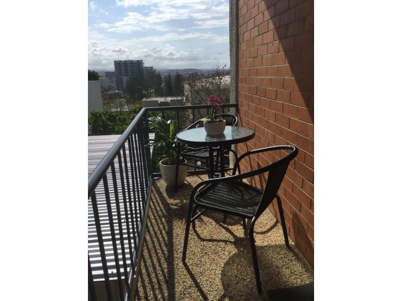 11/30 Powell Crescent, Coolangatta QLD 4225