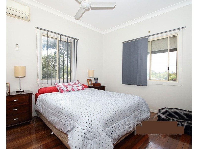 57 Cambridge Street, Rocklea QLD 4106