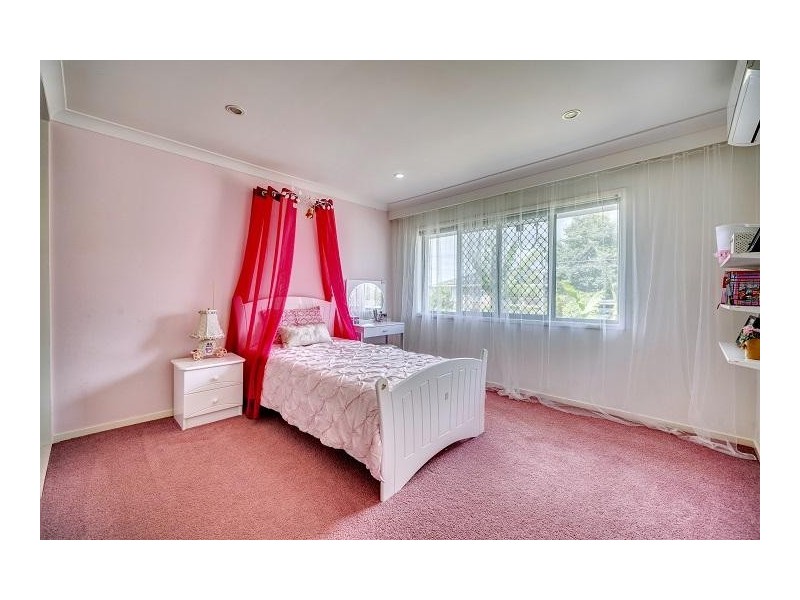 12 Tandara Street, Rochedale South QLD 4123