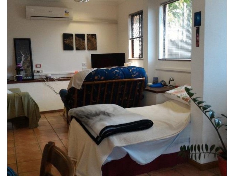 1/181 Harvey Road, Redlynch QLD 4870