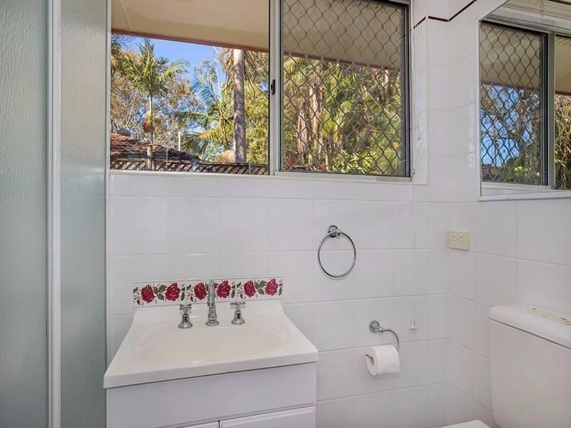 2A Denbos Crescent, East Lismore NSW 2480