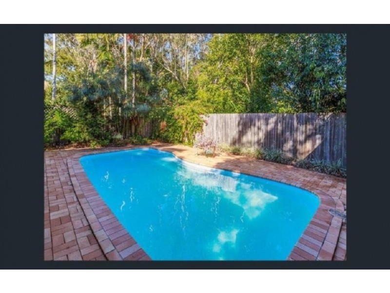 2A Denbos Crescent, East Lismore NSW 2480