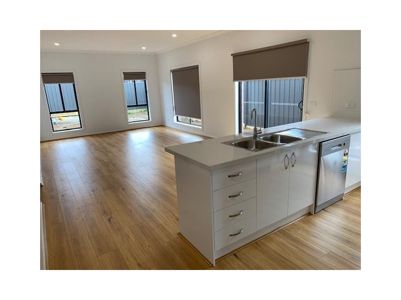 7 Hanlon Street, Kilmore VIC 3764