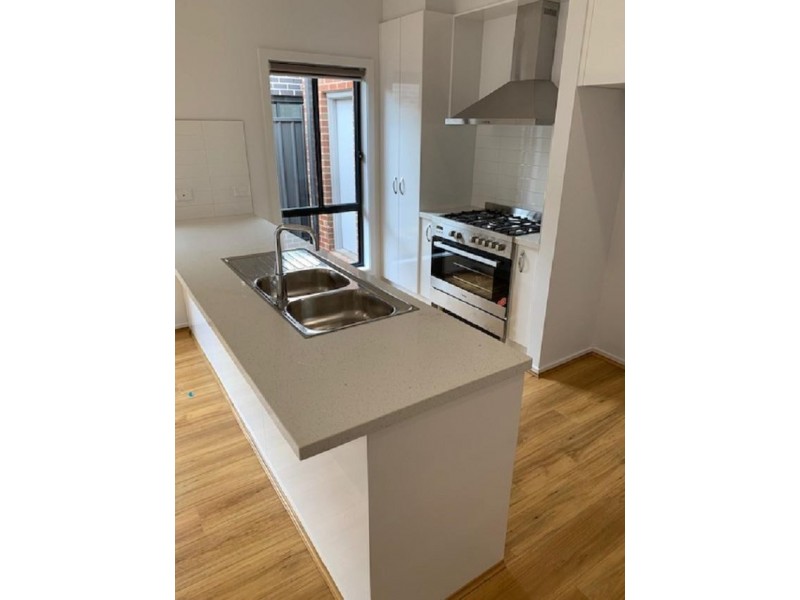 7 Hanlon Street, Kilmore VIC 3764