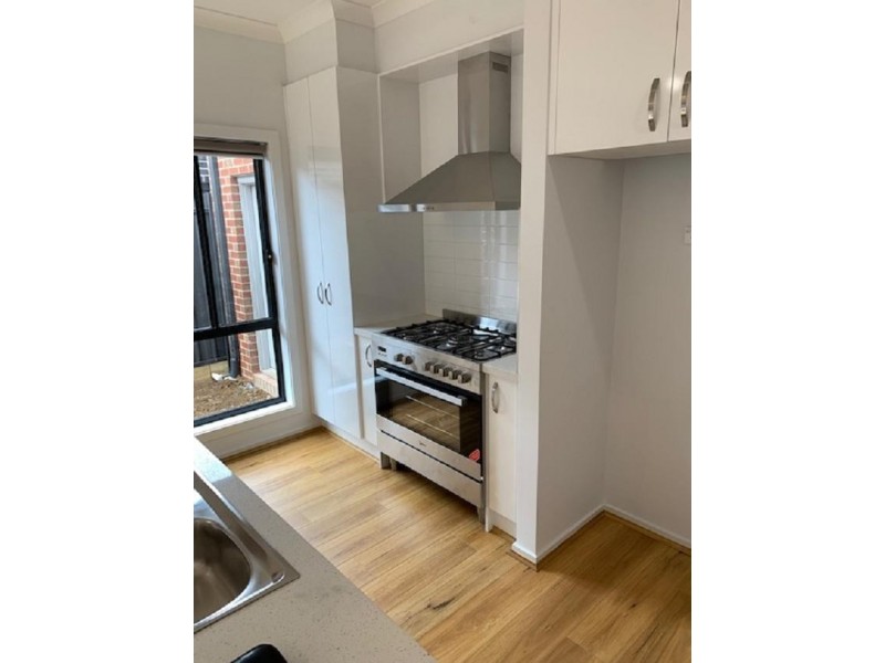 7 Hanlon Street, Kilmore VIC 3764