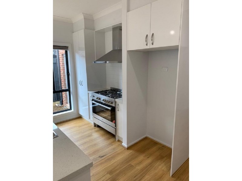 7 Hanlon Street, Kilmore VIC 3764