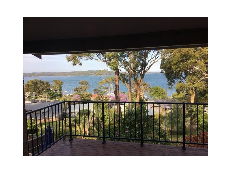 9 Stansfield Close, Coal Point NSW 2283