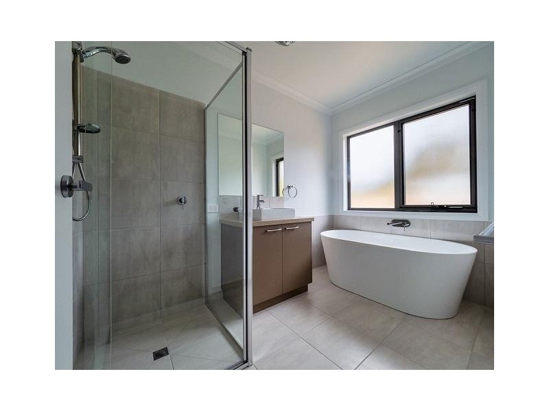 6 Banool Close, Metung VIC 3904