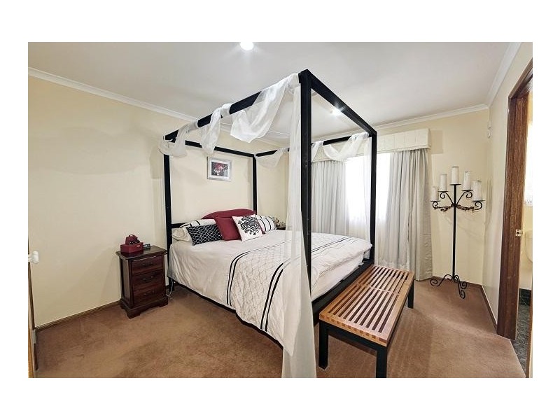 12 Tropicana Drive, Avoca QLD 4670