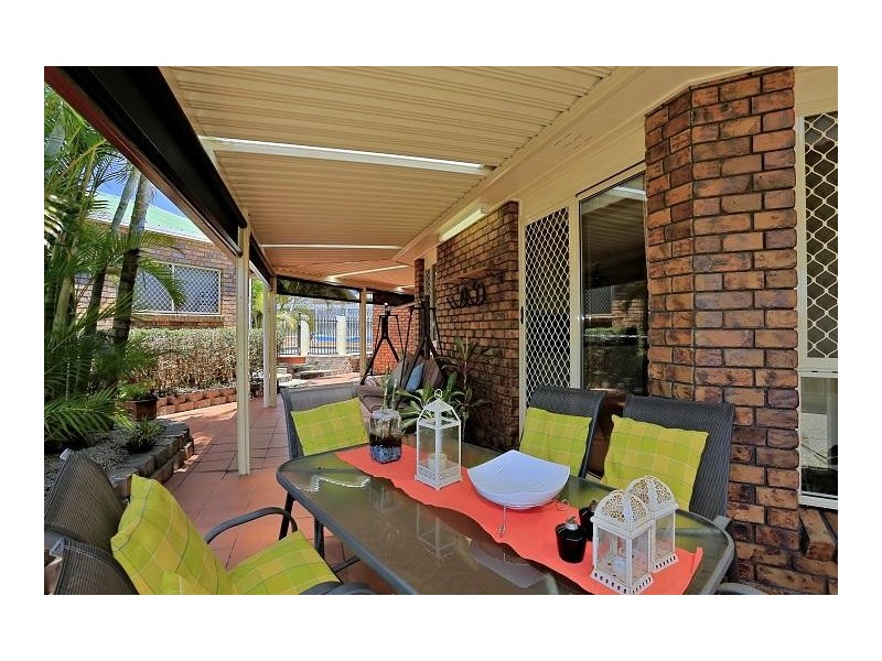 12 Tropicana Drive, Avoca QLD 4670