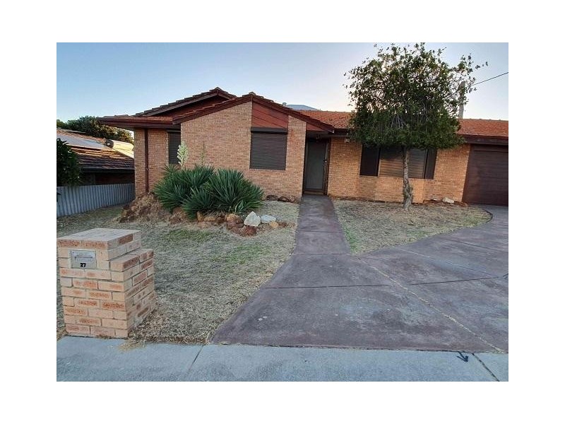 27 Hines Road, Hilton WA 6163