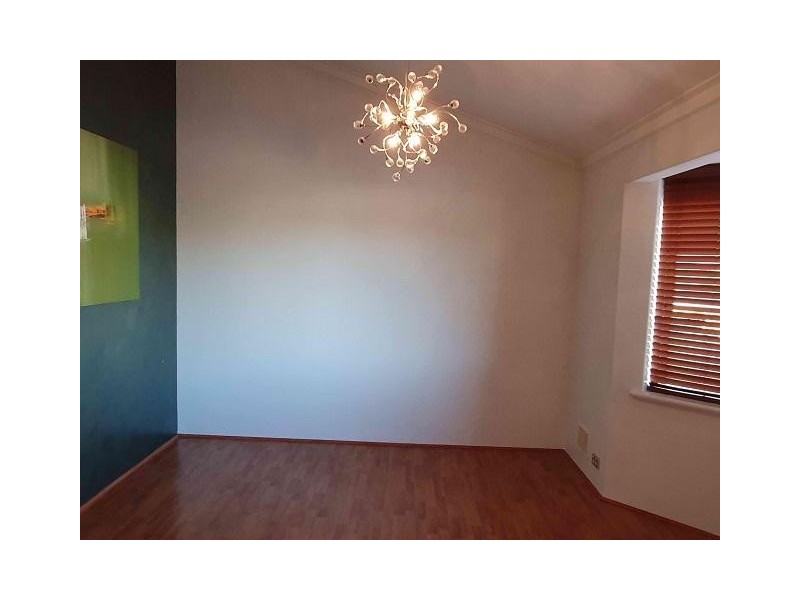 27 Hines Road, Hilton WA 6163