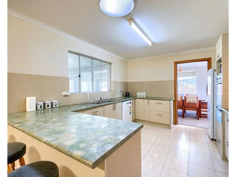 18 Hofrad Court, Yakamia WA 6330